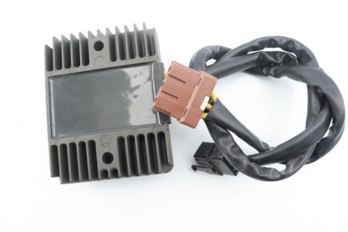 Regulateur charge batterie PIAGGIO 500 MP3 LT SPORT BUSINESS 2011 - 2013