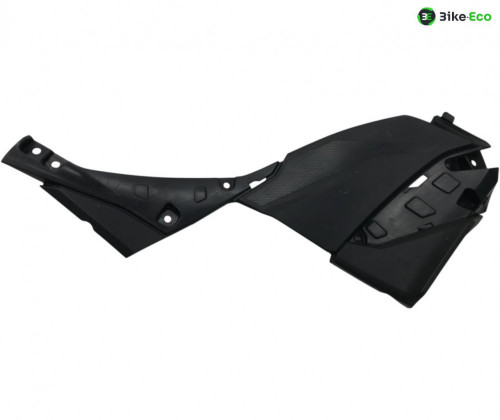 Cache reservoir droit KAWASAKI KLZ 1000 2019-2024 VERSYS