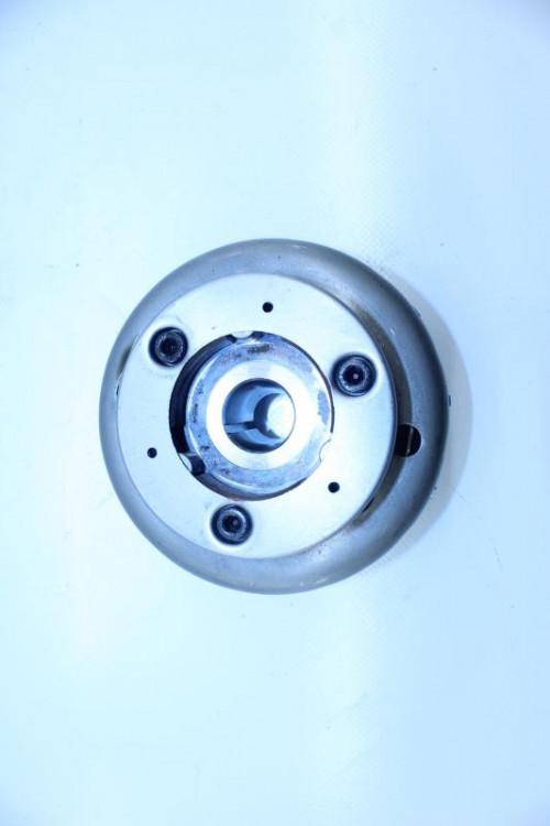 Rotor volant moteur SUZUKI 125 BURGMAN UH 2007 - 2013