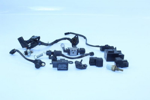 Relais boitier electrique YAMAHA MT07 2014 - 2017