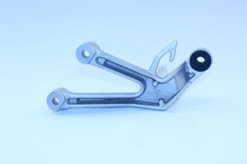 Platine arriere droite SUZUKI 650 SV N 2003 - 2009