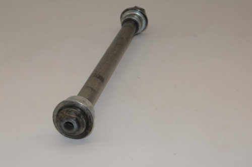 Axe de roue arriere SUZUKI 650 GLADIUS 2009 - 2015
