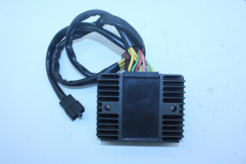 Regulateur charge batterie PIAGGIO 250 MP3 LT 2009 - 2010
