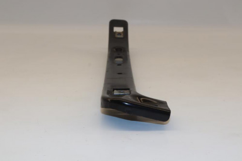 Support marche pied gauche PIAGGIO 500 BEVERLY 2002 - 2006