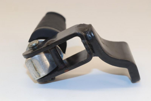 Repose pieds arriere droit YAMAHA 125 XMAX 2006 - 2009