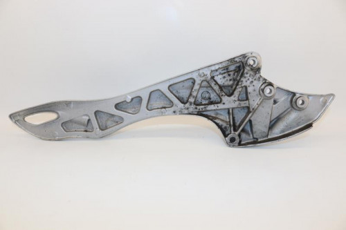 Platine avant gauche SUZUKI 650 GLADIUS 2009 - 2015