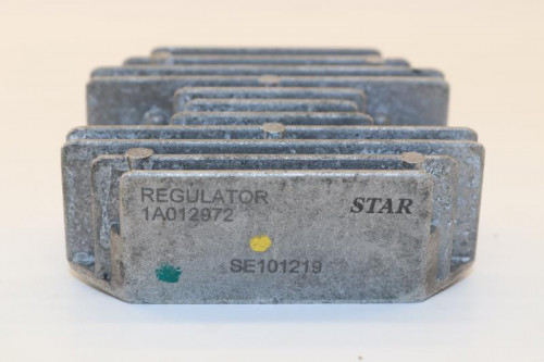 Regulateur charge batterie PIAGGIO 50 LIBERTY 2017 - 2018