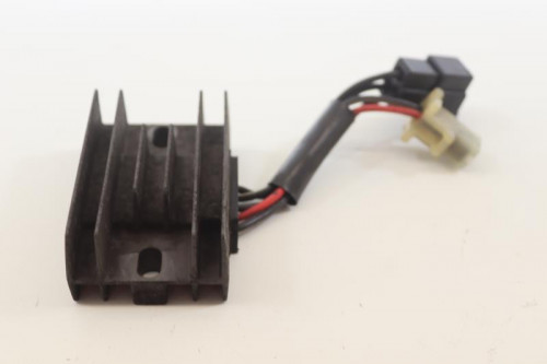 Regulateur charge batterie SUZUKI 125 TU X SUPER CLASSIC 1999 - 2002