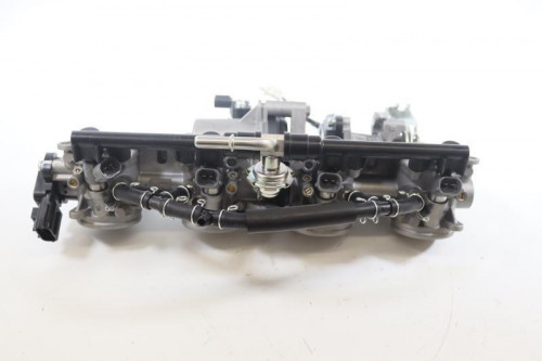 Rampe d'injection YAMAHA MT10 2016 - 2020