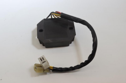 Regulateur charge batterie SUZUKI 400 BANDIT 1991 - 1995