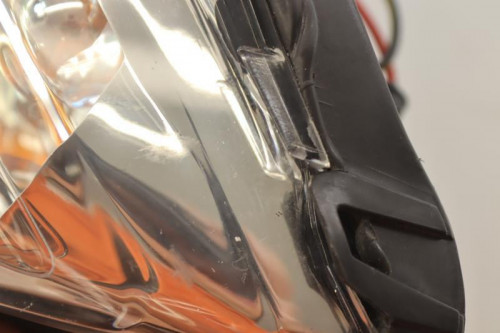 Optique avant droit feux phare PEUGEOT 125 SATELIS 2012 - 2016