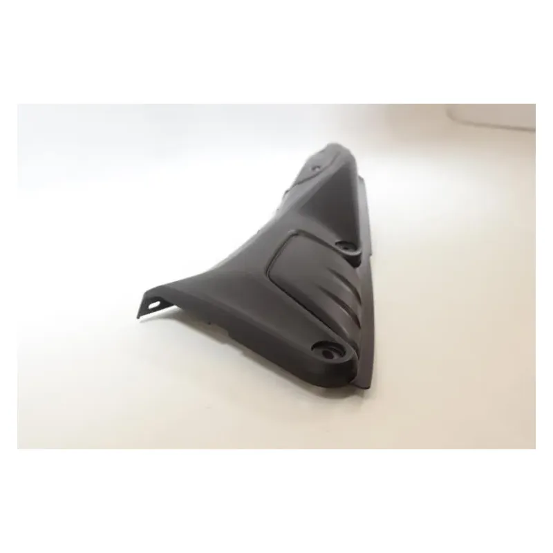 Demi flanc selle droit YAMAHA MT125 2020 - 2021