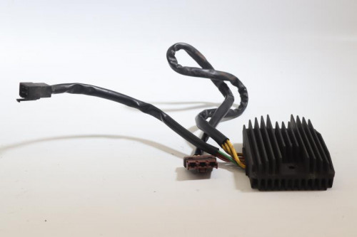 Regulateur charge batterie PIAGGIO 400 MP3 2008 - 2011