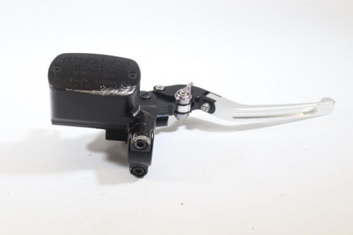 Maitre cylindre frein avant YAMAHA 530 TMAX 2013 - 2014