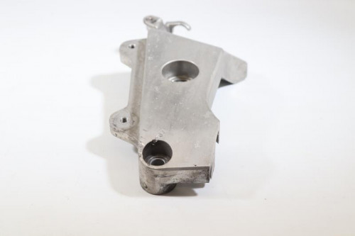 Support moteur droit HONDA CB 600 F HORNET 1998 - 2002