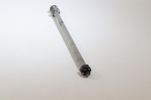 Axe de roue arriere HONDA 125 CM 1982 - 2000