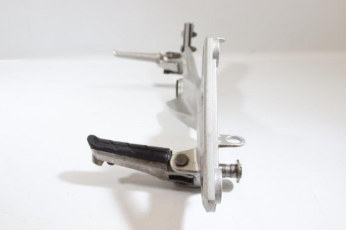 Platine avant droite HONDA 600 HORNET 2011 - 2014