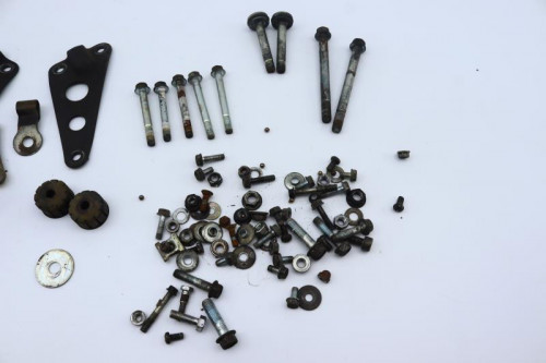 Kit visserie HONDA 125 CB TWIN 1982 - 1988