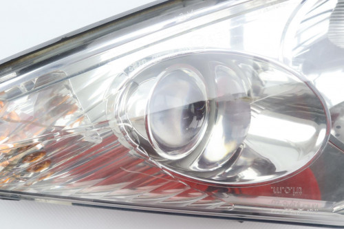 Optique avant gauche feux phare PEUGEOT 125 SATELIS 2007 - 2011
