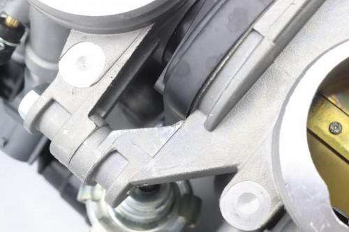 Rampe d'injection YAMAHA MT10 2016 - 2020