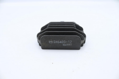 Regulateur charge batterie PIAGGIO 125 FLY 2005 - 2007