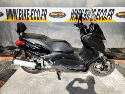 YAMAHA X MAX 125