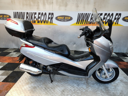HONDA FES 125 SWING