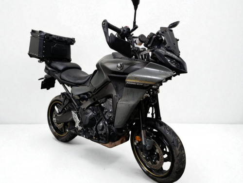 YAMAHA TRACER 9