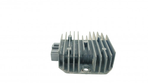 Regulateur charge batterie VOGE AC 300 2020 - 2025
