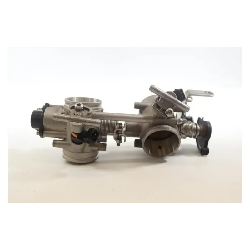 Rampe d'injection DUCATI MONSTER 696 2008 - 2014