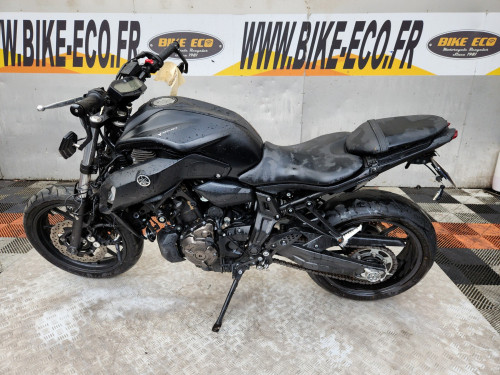 YAMAHA MT-07 700