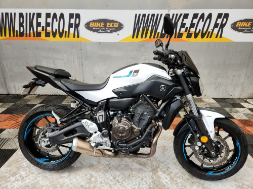 YAMAHA MT-07 700