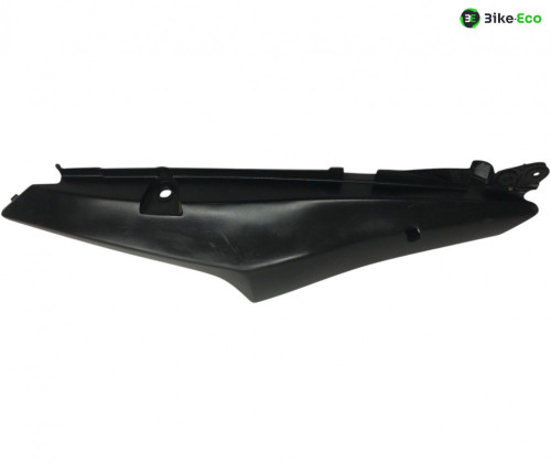 Cache carenage coque arriere droit SUZUKI DL 650 2007-2011 V-STROM