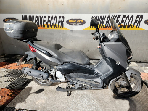 YAMAHA X MAX 125