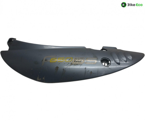 Cache carenage coque arriere gauche BMW F 650 GS 2000-2003
