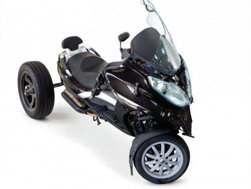 PIAGGIO MP3 400
