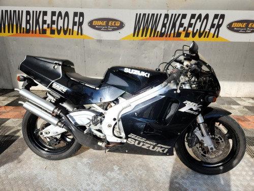 SUZUKI 250 RGV