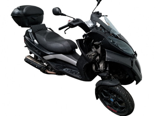 PIAGGIO MP3 400