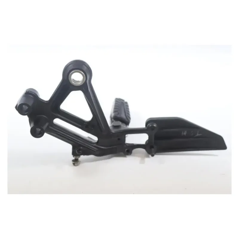 Platine avant droite KTM DUKE 125 2017 - 2023