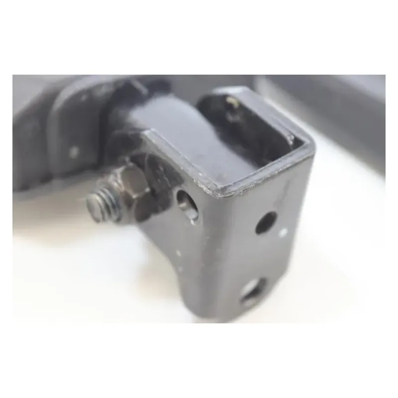 Repose pieds arriere droit PEUGEOT KISBEE 50 2010 - 2020