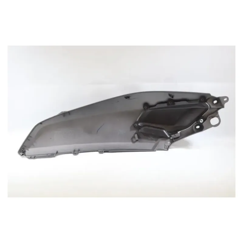 Carenage arriere gauche YAMAHA GPD 125 NMAX ABS 2017 - 2020