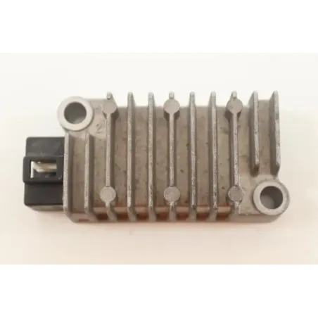 Regulateur charge batterie YAMAHA TW 125 1999 - 2001