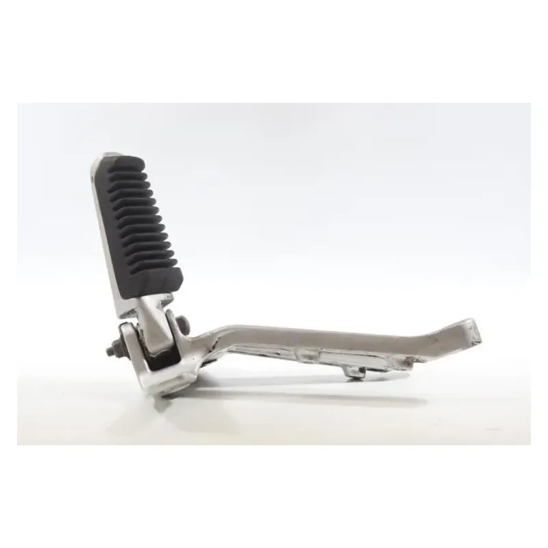 Platine arriere gauche SUZUKI VX 800 1991 - 1997