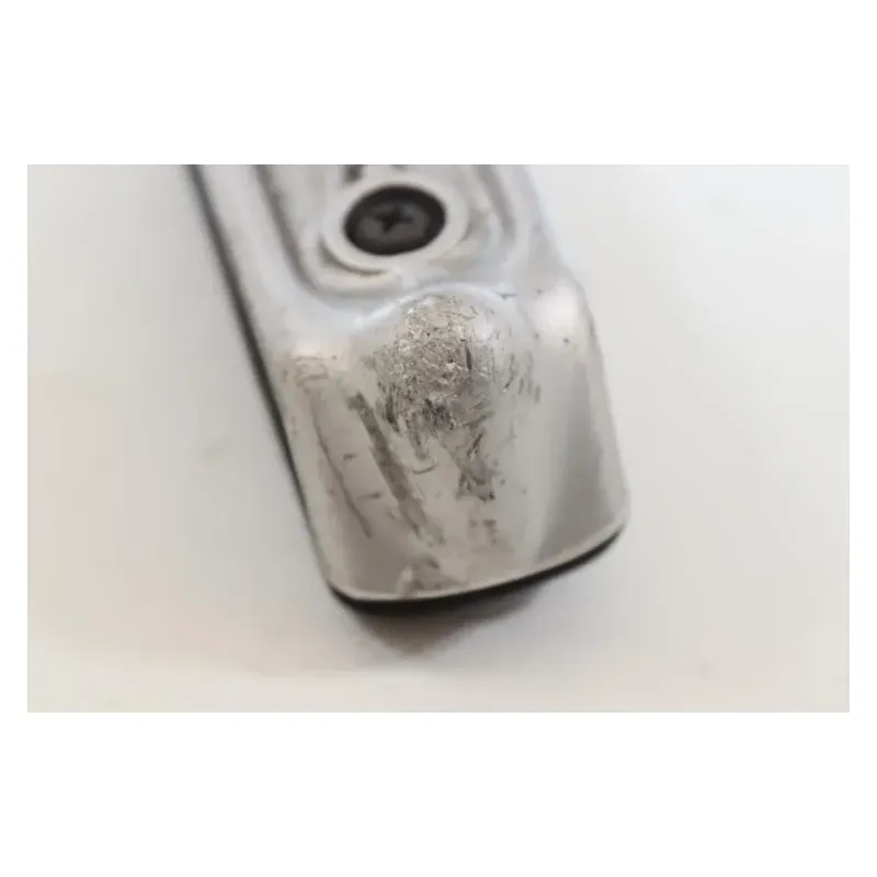 Repose pieds avant droit SUZUKI VX 800 1991 - 1997