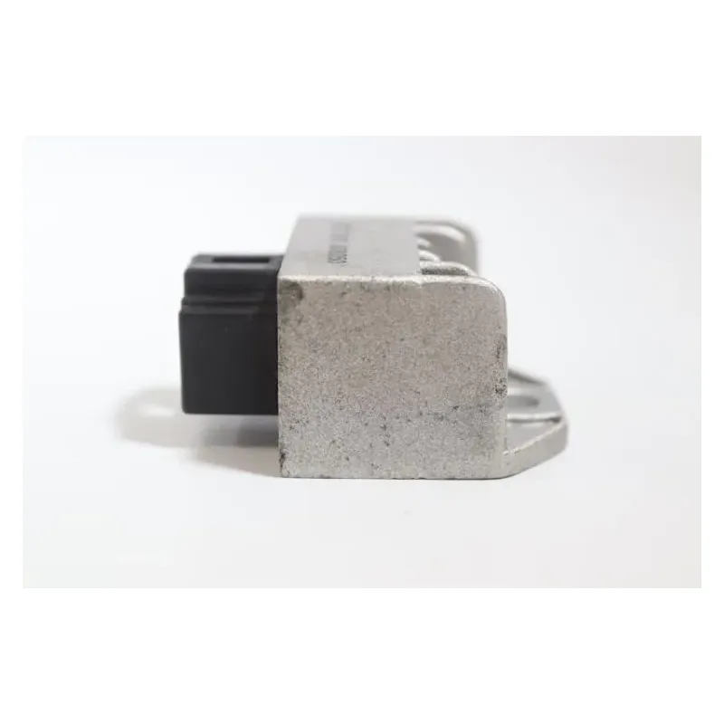 Regulateur charge batterie SYM FIDDLE II 50 2008 - 2010