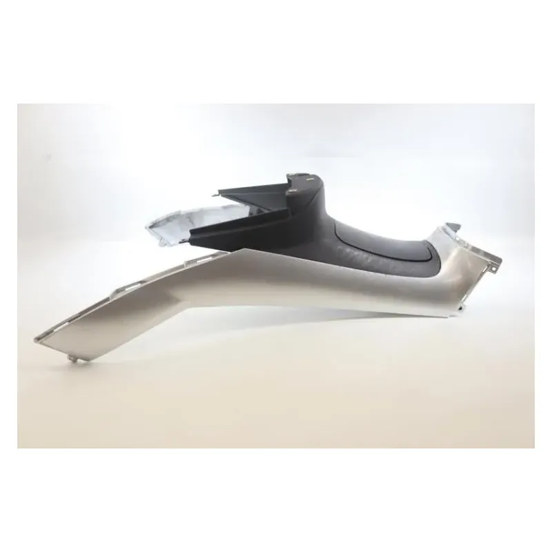 Cache carenage centrale marche pieds plancher PIAGGIO MP3 300 TOURING 2010 - 2013