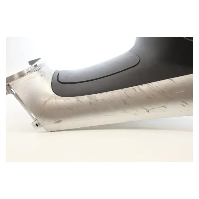 Cache carenage centrale marche pieds plancher PIAGGIO MP3 300 TOURING 2010 - 2013