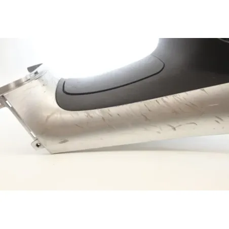 Cache carenage centrale marche pieds plancher PIAGGIO MP3 300 TOURING 2010 - 2013