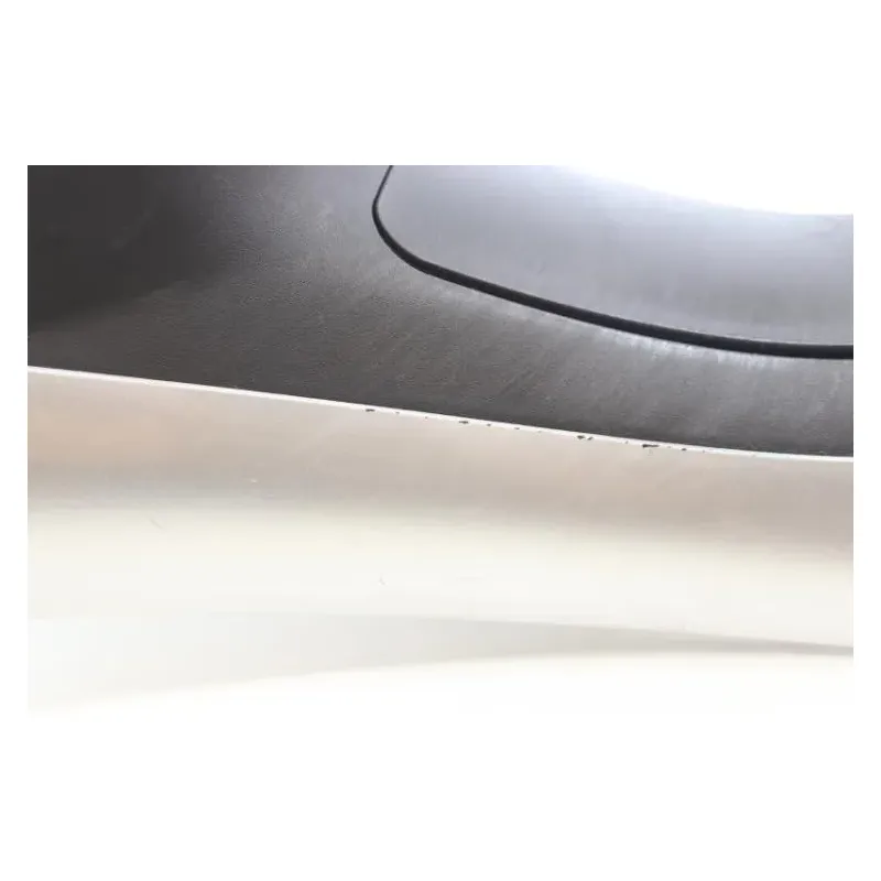 Cache carenage centrale marche pieds plancher PIAGGIO MP3 300 TOURING 2010 - 2013