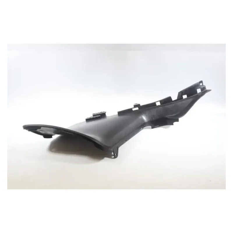 Demi flanc selle droit YAMAHA XP 500 TMAX 2004 - 2007